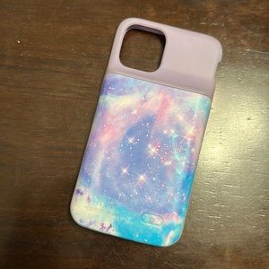 Velvet Caviar iPhone 11 Pro charging case